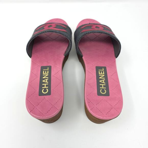 Chanel CC Logo Platform Slides Mules Pink Navy Blue Canvas Sandals IT 39 US 8.5 - Picture 9 of 10